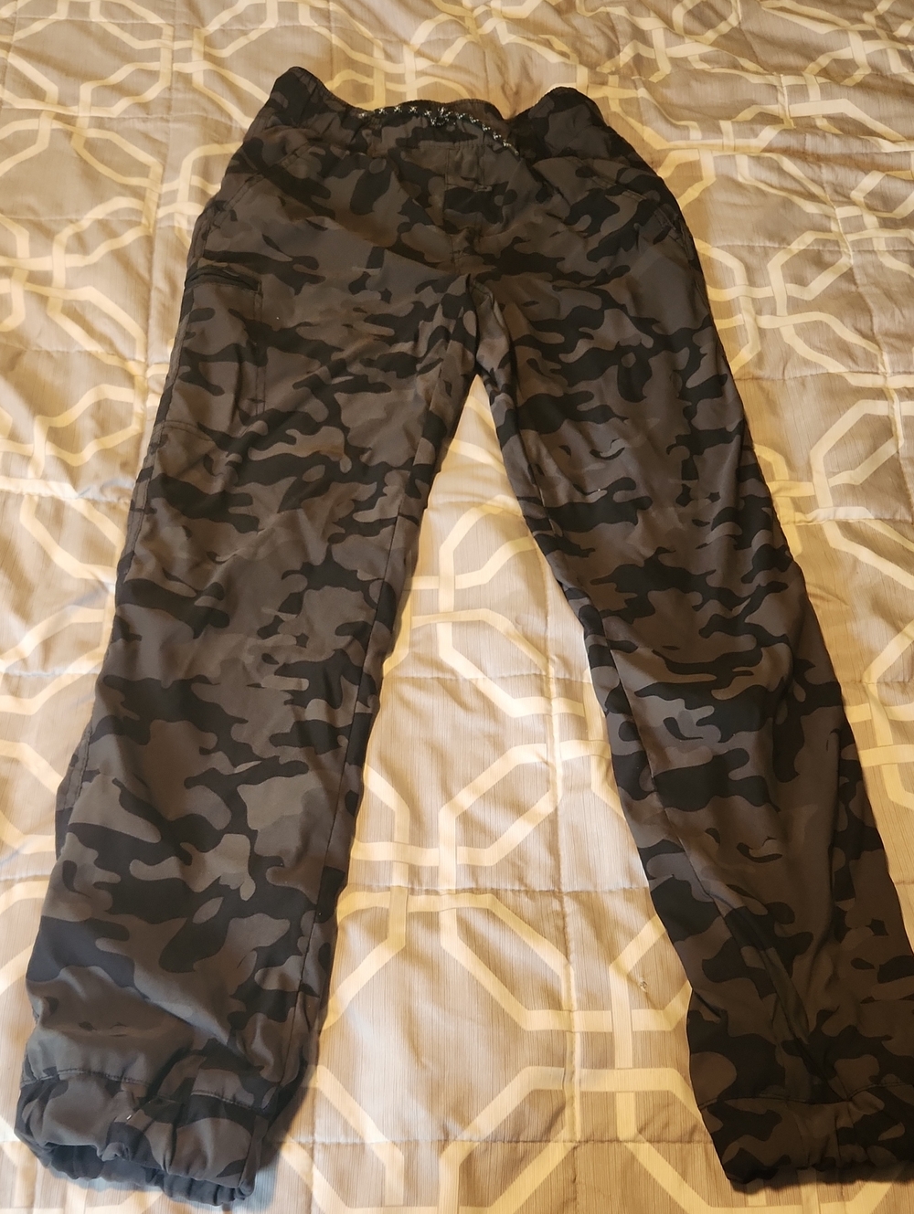 Weatherproof Camo Fleece Lined All Weather Pants - Gray & Black Boys L